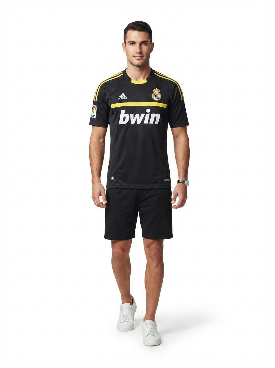 Real Madrid 11/12 Goalkeeper Black Jersey - Retro Version