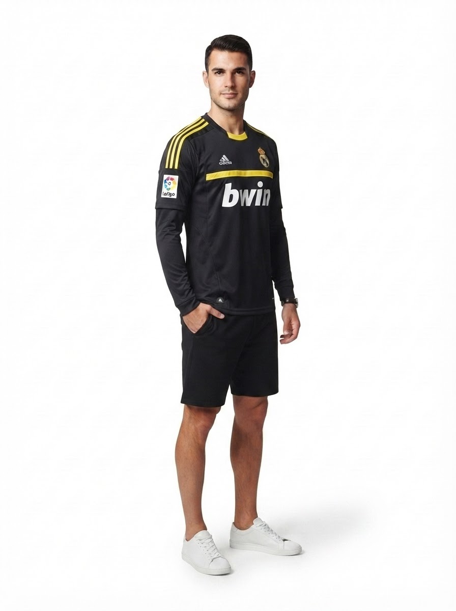 Real Madrid 11/12 Goalkeeper Black Jersey - Retro Version