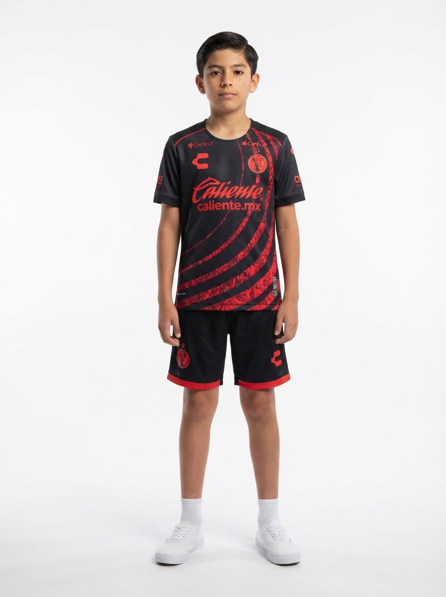 Kids Kit Club Tijuana Home Fan Jersey 2024/25