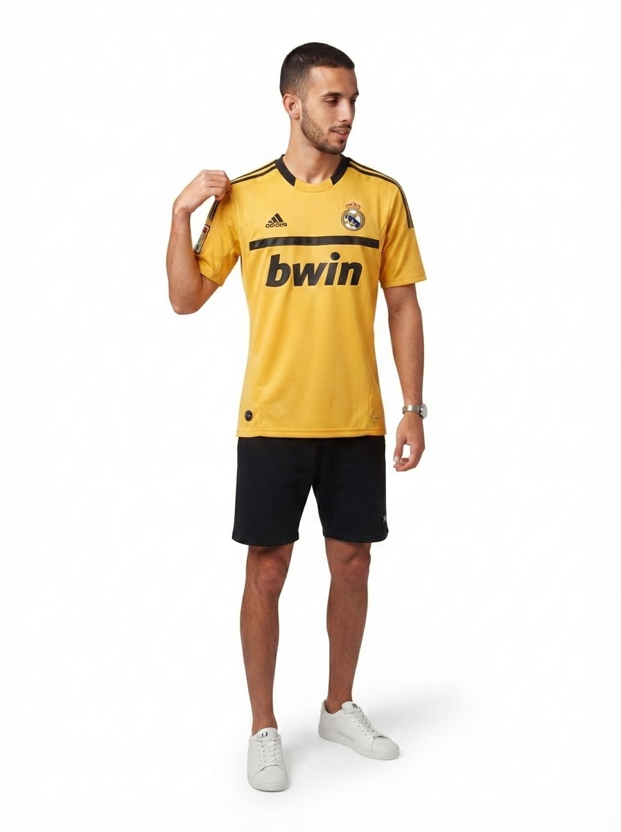 Real Madrid 11/12 Goalkeeper Jersey - Retro Version