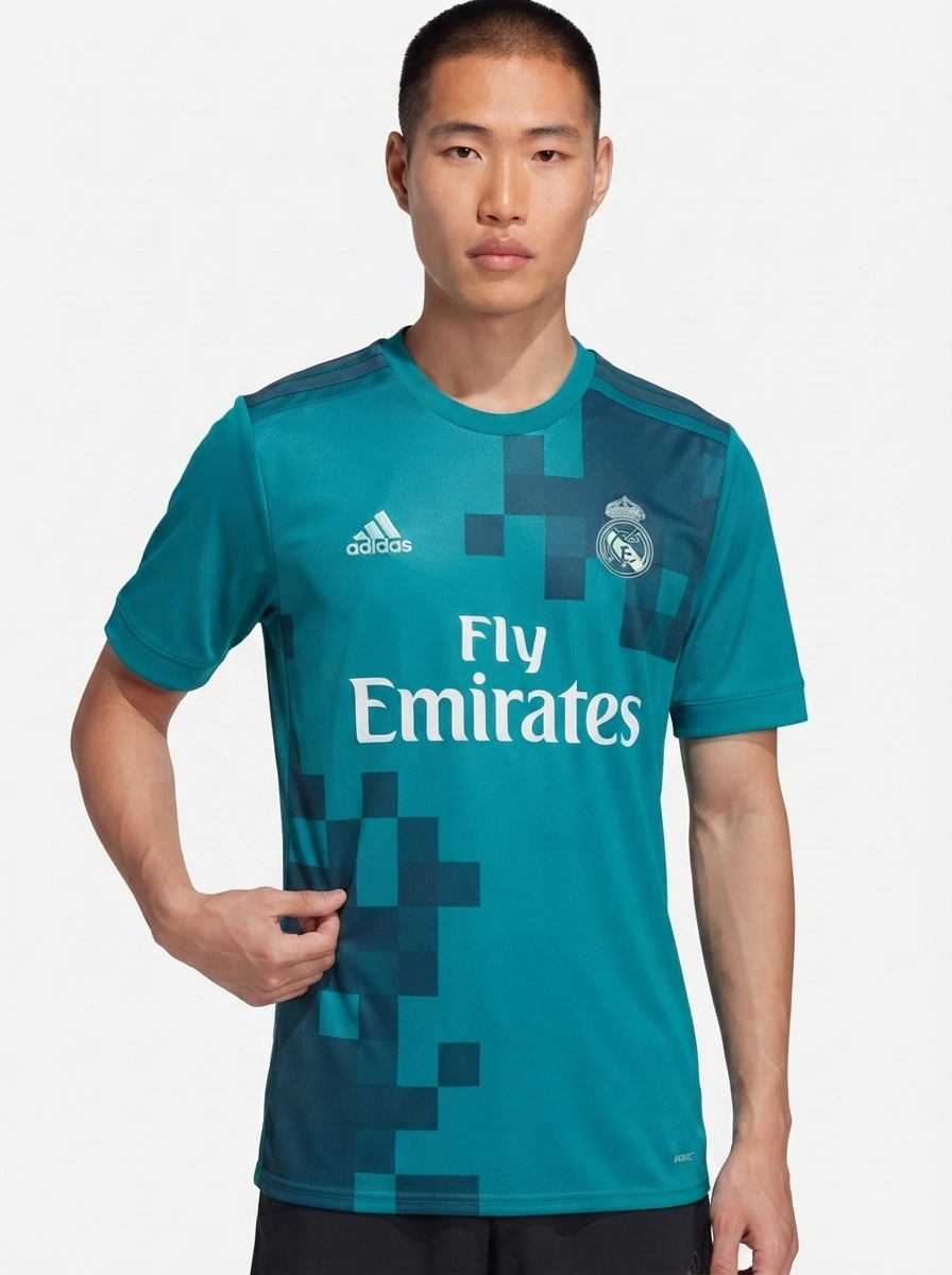 Jersey Retro Real Madrid 2017/18 II