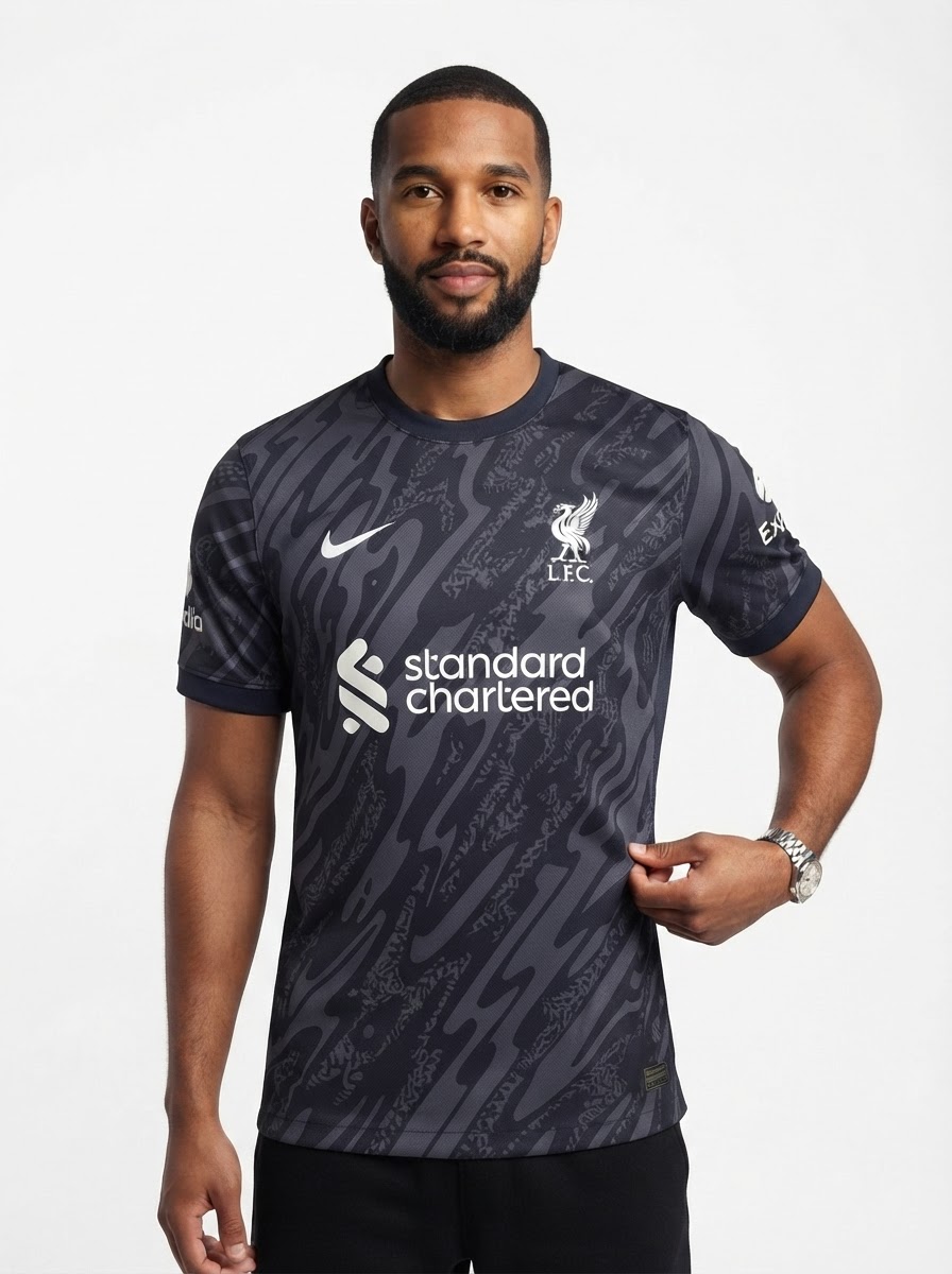 Liverpool 24/25 Goalkeeper Black Jersey - Fan Version